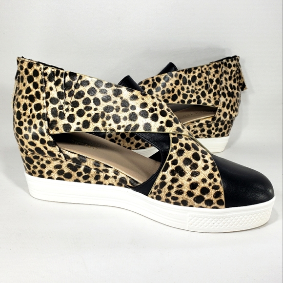 Restricted NEW! Cheeta Print, Platform, Wedge. Women's Size 9M - Picture 3 of 12